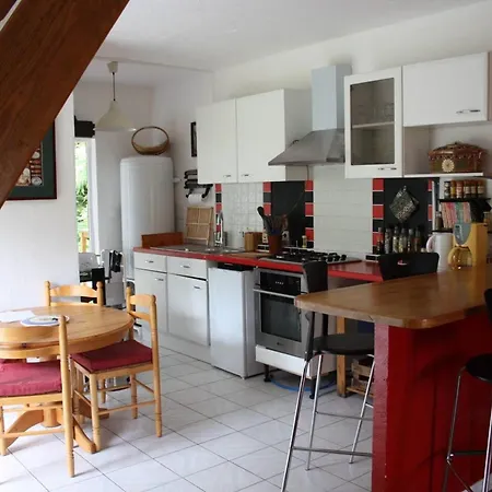 Maison De 2 Chambres Avec Terrasse A Lignerolles Lignerolles (Eure)