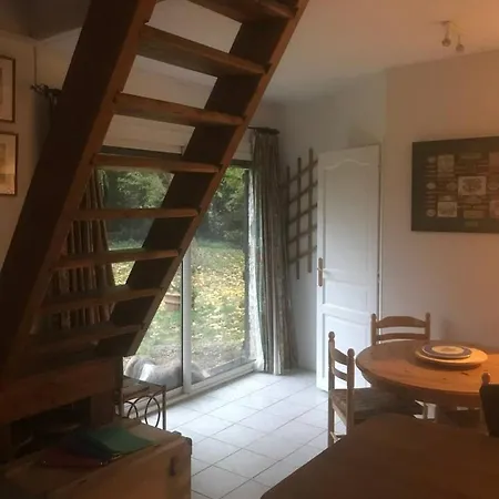 Maison De 2 Chambres Avec Terrasse A Lignerolles