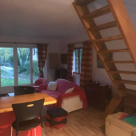 Maison De 2 Chambres Avec Terrasse A Lignerolles