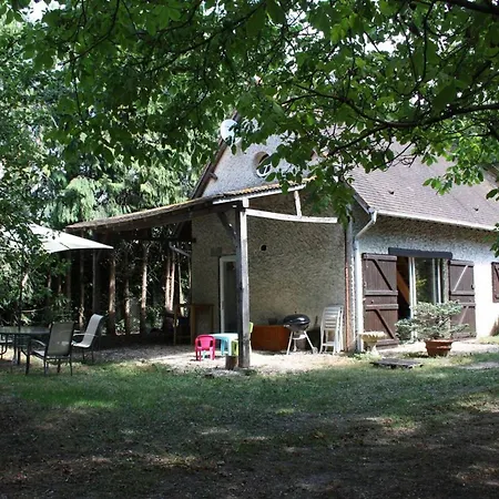 Maison De 2 Chambres Avec Terrasse A Lignerolles *